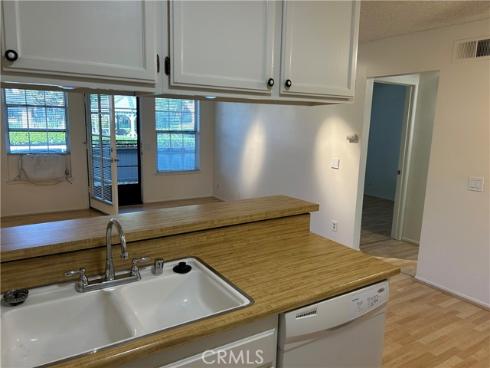 18232 Parkview 103 Lane, Huntington Beach, CA