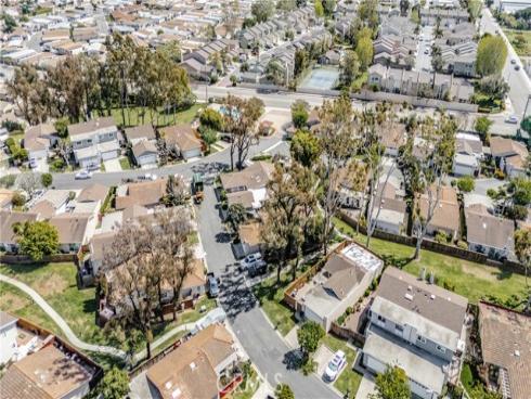 8292 Manifesto Circle, Huntington Beach, CA