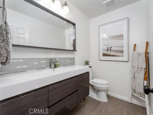 19132 Shoreline 6 Lane, Huntington Beach, CA