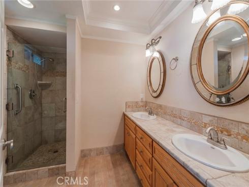 7041 Heil Avenue, Huntington Beach, CA