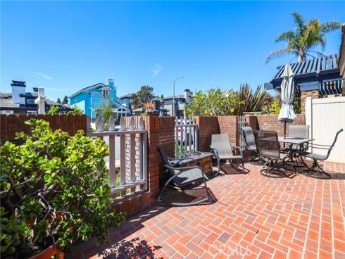 1908 Pine Street, Huntington Beach, CA