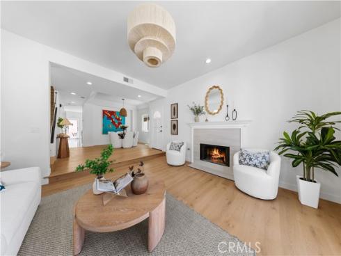 204 Lincoln Ave , Huntington Beach, CA