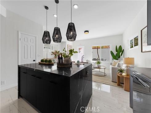 204 Lincoln Ave , Huntington Beach, CA