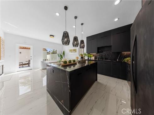 204 Lincoln Ave , Huntington Beach, CA