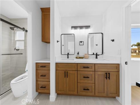 204 Lincoln Ave , Huntington Beach, CA