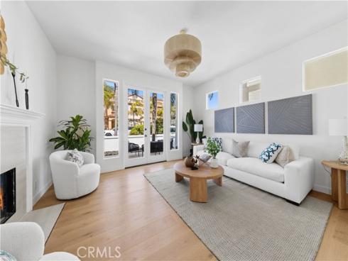 204 Lincoln Ave , Huntington Beach, CA