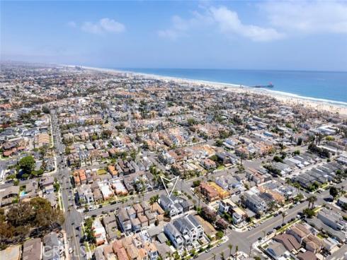 607  12th   Street, Huntington Beach, CA