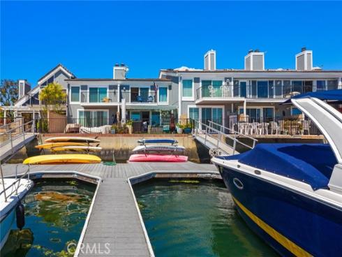 16133 Saint Croix Circle, Huntington Beach, CA