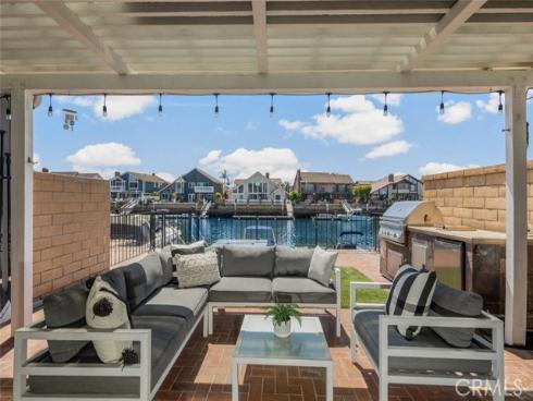 16133 Saint Croix Circle, Huntington Beach, CA