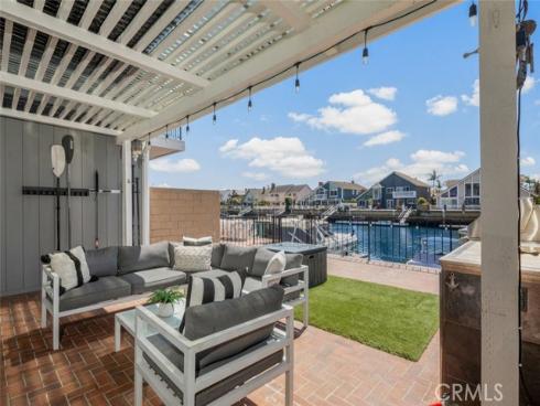 16133 Saint Croix Circle, Huntington Beach, CA