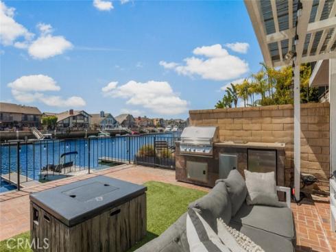 16133 Saint Croix Circle, Huntington Beach, CA