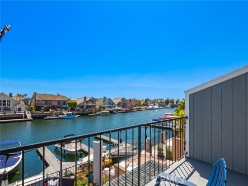 16133 Saint Croix Circle, Huntington Beach, CA