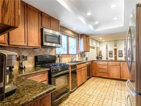 7191 Slater Avenue, Huntington Beach, CA