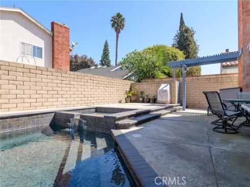 7191 Slater Avenue, Huntington Beach, CA