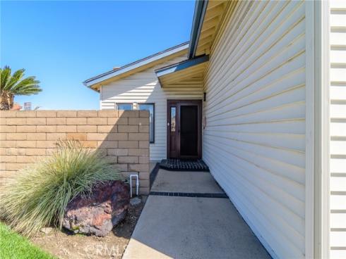 7191 Slater Avenue, Huntington Beach, CA