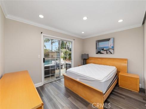 9961 Kings Canyon Drive, Huntington Beach, CA
