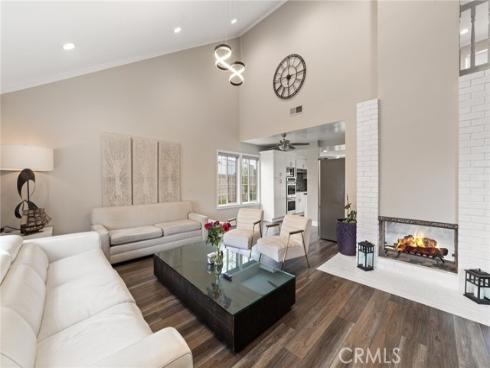 9961 Kings Canyon Drive, Huntington Beach, CA