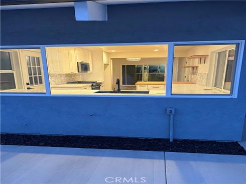 20272 Deervale Lane, Huntington Beach, CA