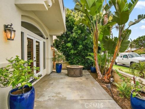 1016 Delaware Street , Huntington Beach, CA