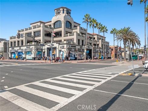 714 Alabama Street, Huntington Beach, CA