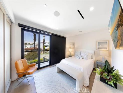 506 7th Street, Huntington Beach, CA