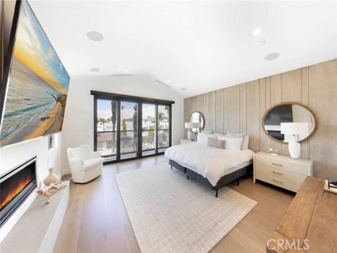 506 7th Street, Huntington Beach, CA