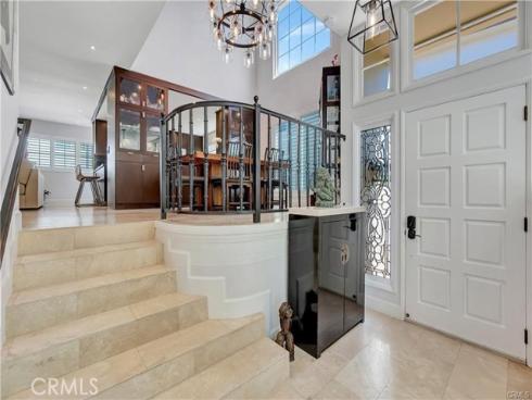 19361 Maidstone Lane, Huntington Beach, CA