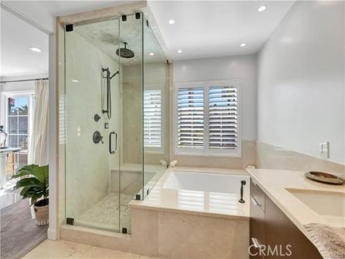 19361 Maidstone Lane, Huntington Beach, CA