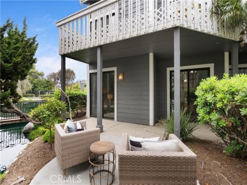 8161 Cape Hope CI104 Circle, Huntington Beach, CA