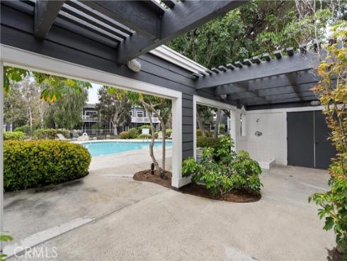 8161 Cape Hope CI104 Circle, Huntington Beach, CA