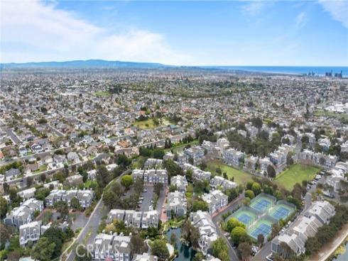 8161 Cape Hope CI104 Circle, Huntington Beach, CA