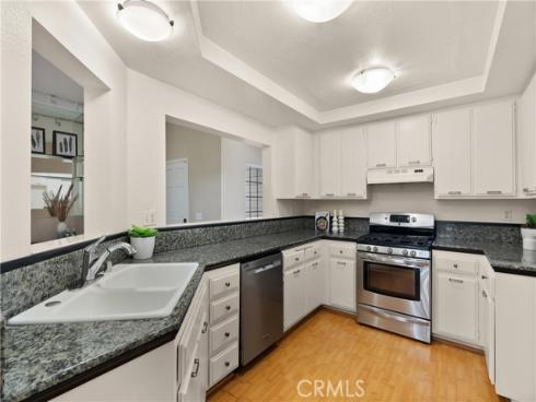 8161 Cape Hope CI104 Circle, Huntington Beach, CA