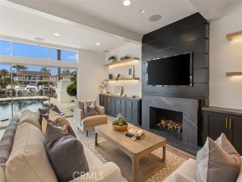 16201 Santa Barbara Lane, Huntington Beach, CA