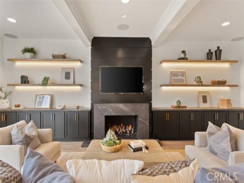 16201 Santa Barbara Lane, Huntington Beach, CA