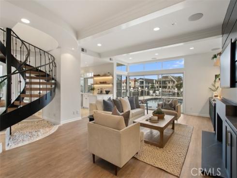 16201 Santa Barbara Lane, Huntington Beach, CA