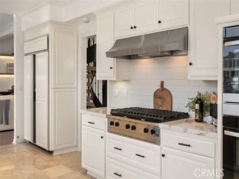 16201 Santa Barbara Lane, Huntington Beach, CA