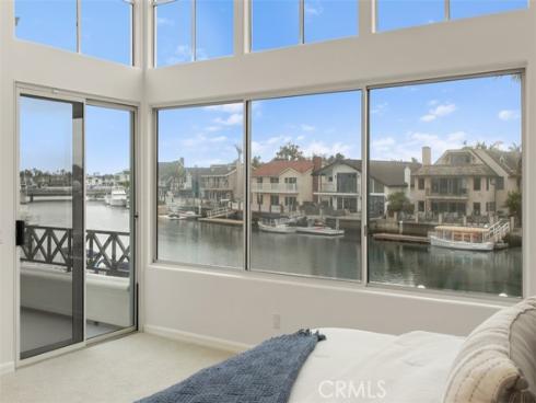 16201 Santa Barbara Lane, Huntington Beach, CA