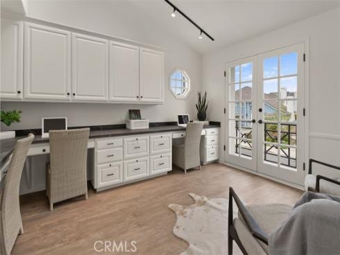 16201 Santa Barbara Lane, Huntington Beach, CA