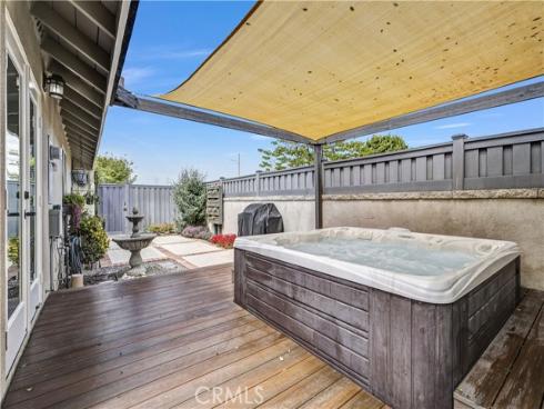 9192 Rhodesia Drive, Huntington Beach, CA