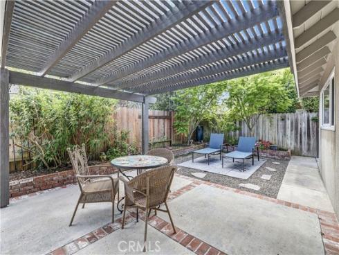 9192 Rhodesia Drive, Huntington Beach, CA