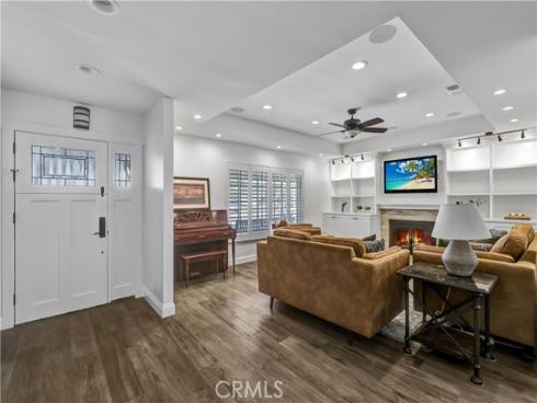 9192 Rhodesia Drive, Huntington Beach, CA