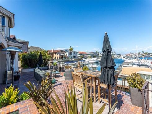 17022 Marina Bay Drive, Huntington Beach, CA