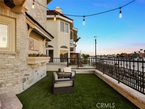 3342 Venture Drive, Huntington Beach, CA