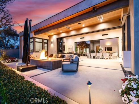 6691 Country Circle, Huntington Beach, CA