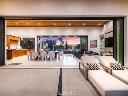 6691 Country Circle, Huntington Beach, CA