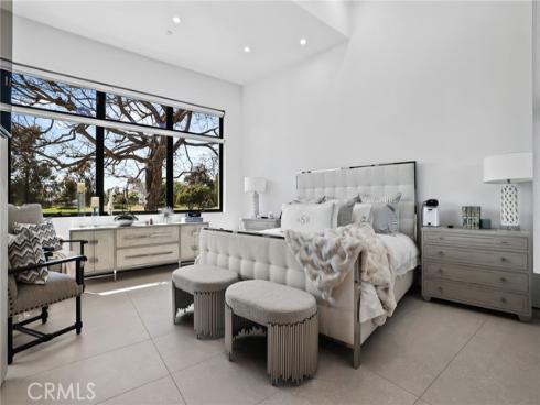 6691 Country Circle, Huntington Beach, CA