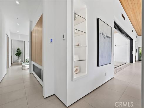 6691 Country Circle, Huntington Beach, CA