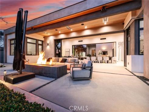 6691 Country Circle, Huntington Beach, CA