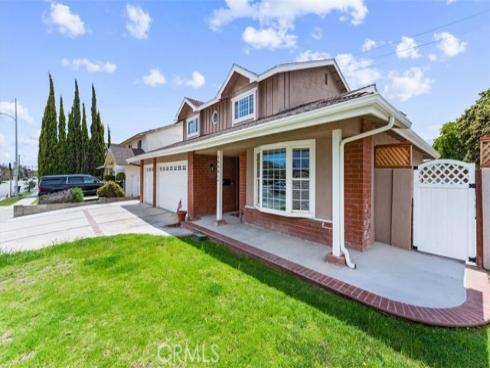 16001 Ballantine Lane, Huntington Beach, CA