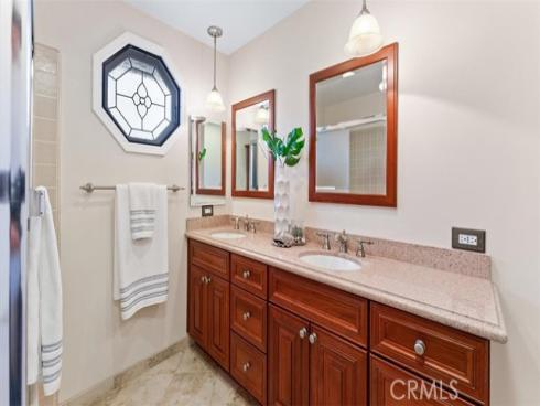 16001 Ballantine Lane, Huntington Beach, CA